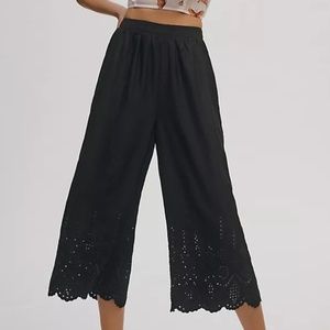 Black Wide Leg Cropped Pants NWT!